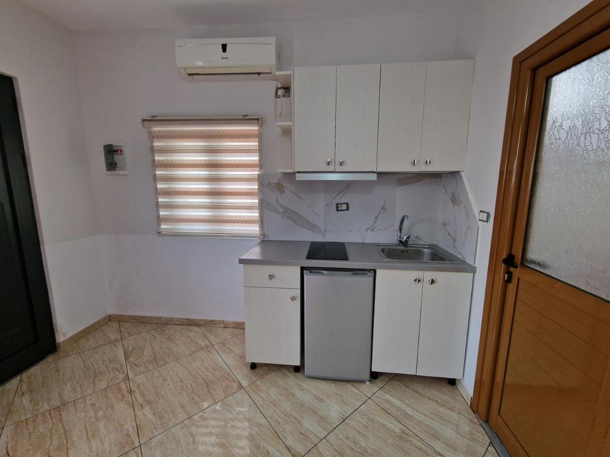 Apartments Fabio Ksamil Exterior photo